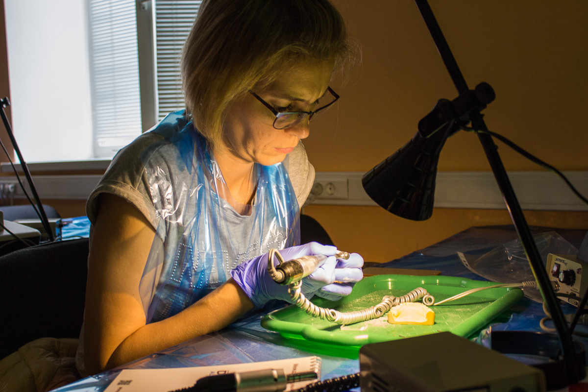 Препарирование зубов под цельнокерамические реставрации во фронтальном отделе. 3 сентября 2019, Султанов К.С.